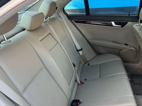 Used 2012 Mercedes-Benz C 250 Sedan image 16