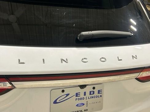 Certified 2025 Lincoln Corsair AWD w/ Towing Package image 29