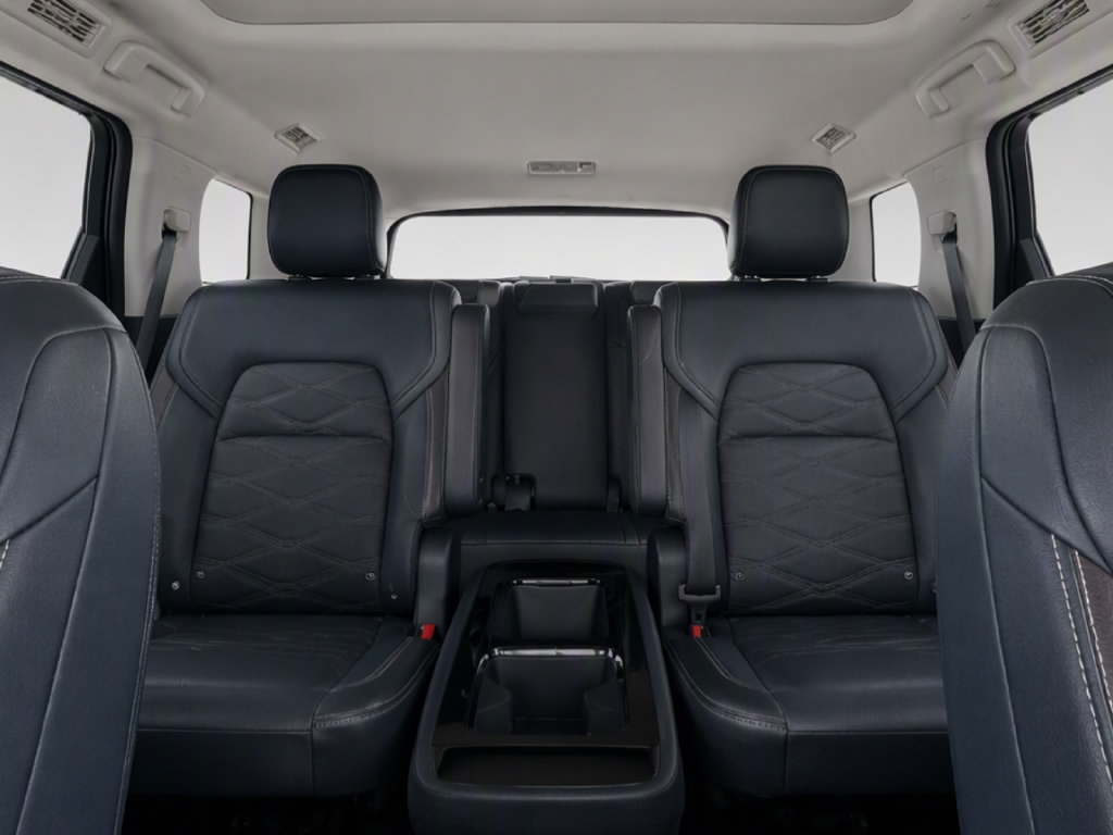 Certified 2024 Nissan Pathfinder Platinum FWD image 20
