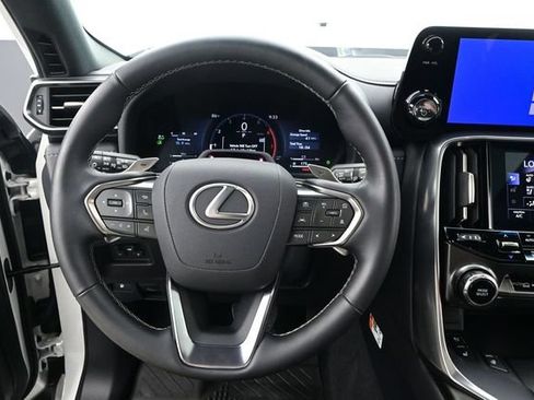 Used 2025 Lexus LX 700h Overtrail AWD/4WD image 6