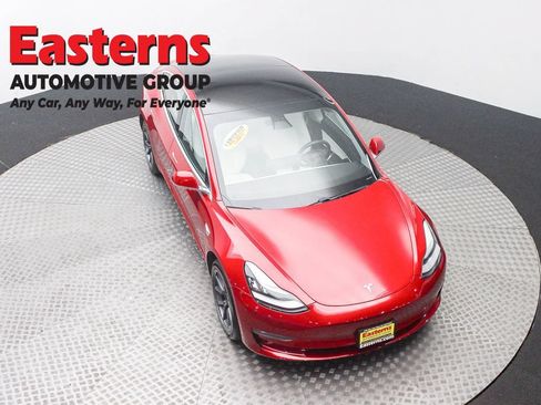 Used 2019 Tesla Model 3 Standard Range Plus RWD image 3