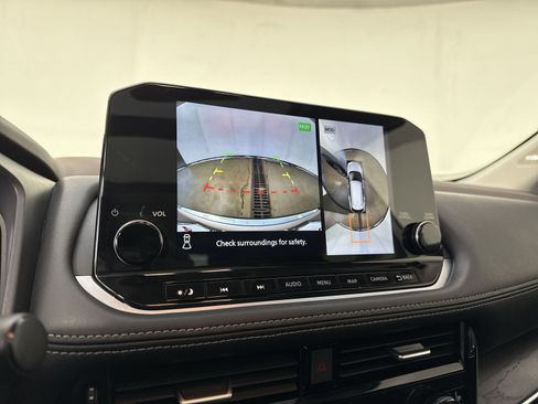 Certified 2023 Nissan Rogue Platinum image 7