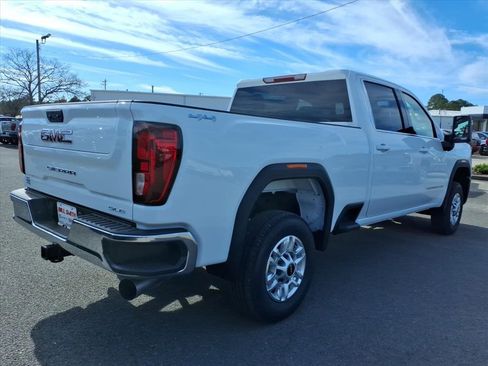 New 2026 GMC Sierra 2500 SLE image 7