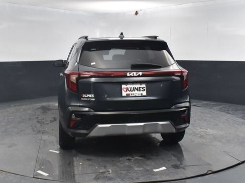 Used 2025 Kia Seltos S FWD image 8