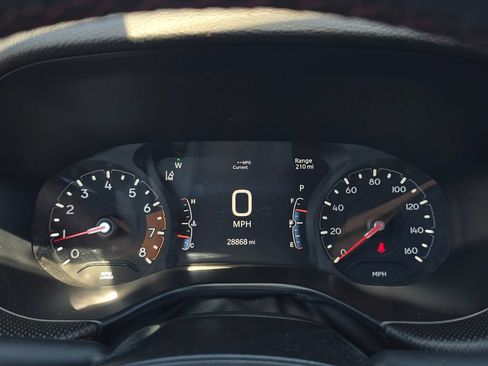Used 2025 Jeep Compass Trailhawk AWD/4WD image 12