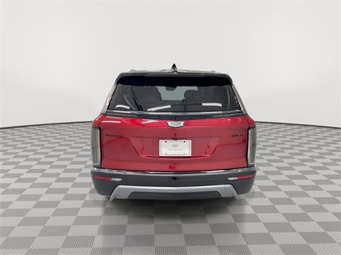 New 2026 Cadillac Vistiq Sport w/ LPO, Floor Liner Package image 9