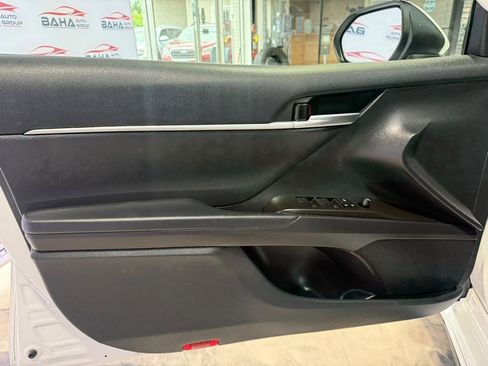 Used 2023 Toyota Camry SE FWD image 14