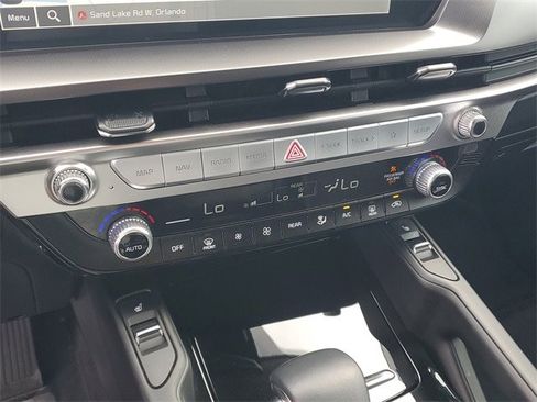 Used 2025 Kia Telluride S image 26