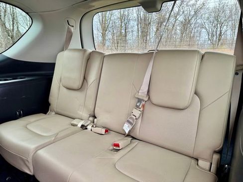 Used 2021 Nissan Armada Platinum w/ Captain's Chairs Package AWD/4WD image 18