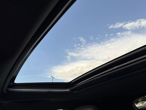 Used 2023 Dodge Challenger R/T w/ T/A Package image 22