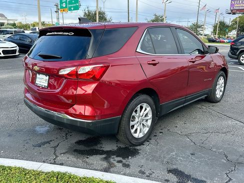 Used 2020 Chevrolet Equinox LT w/ Driver Convenience Package image 6