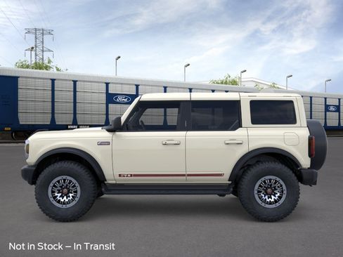 New 2026 Ford Bronco Outer Banks image 3
