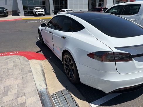 Used 2021 Tesla Model S Plaid AWD/4WD image 5