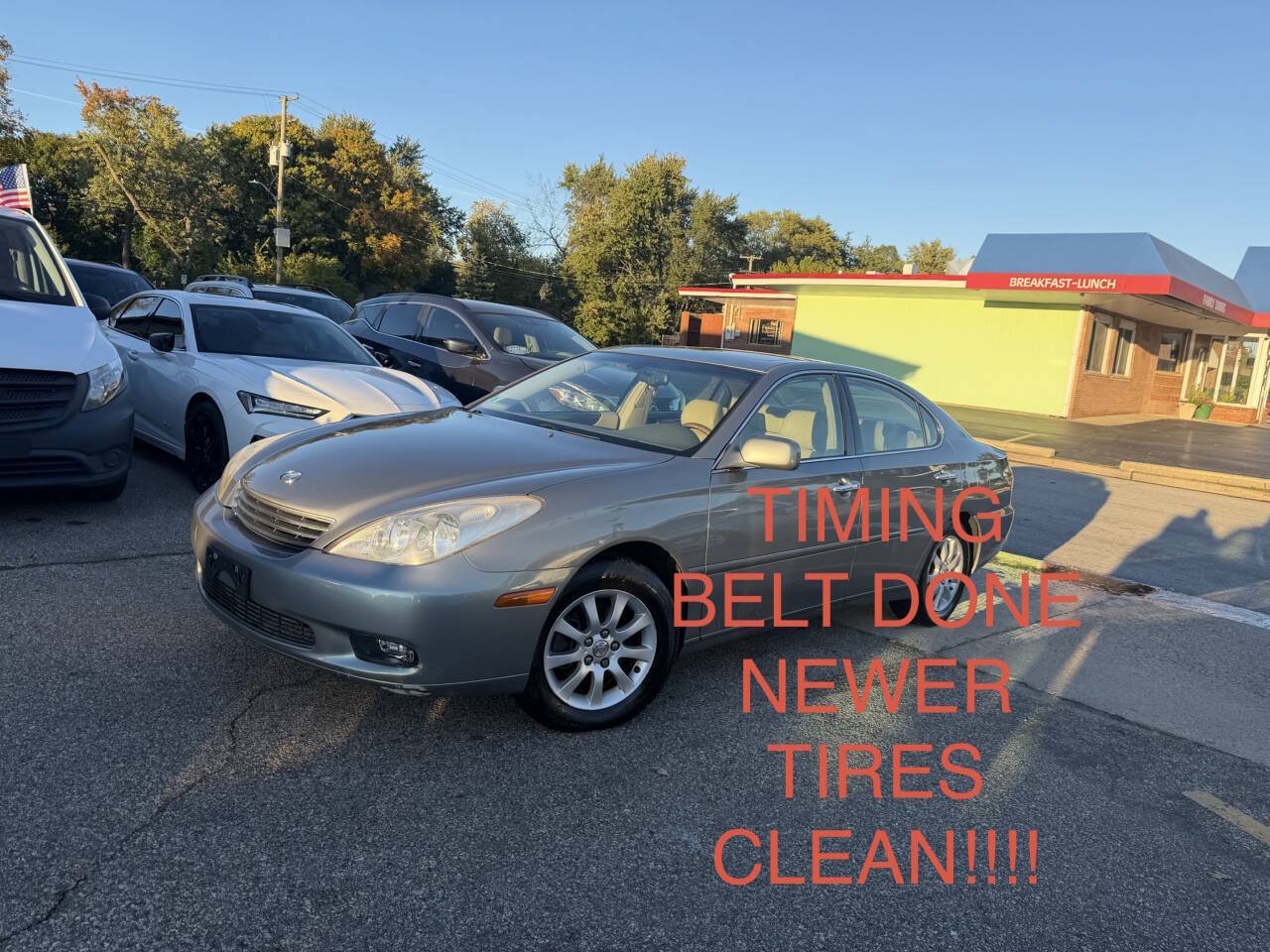 Used 2002 Lexus ES 330 FWD image 1
