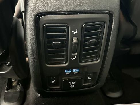 Used 2024 Dodge Durango GT image 14