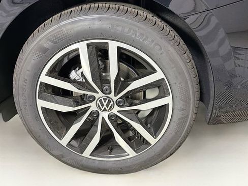 New 2026 Volkswagen Jetta SE FWD image 31