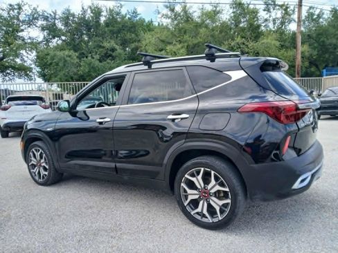 Used 2021 Kia Seltos SX AWD/4WD image 5