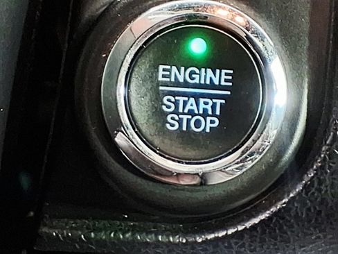 Used 2015 Ford Expedition Platinum AWD/4WD image 19