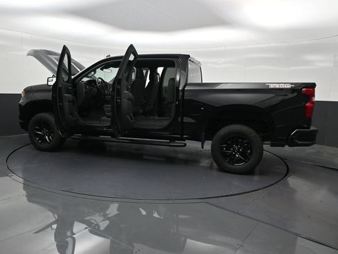 Used 2025 Chevrolet Silverado 1500 Custom Trail Boss AWD/4WD image 35