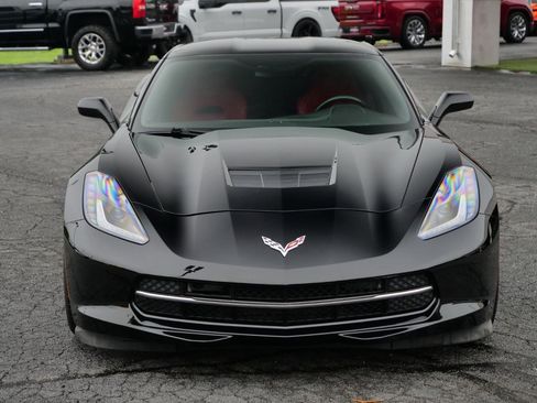 Used 2017 Chevrolet Corvette Stingray Coupe w/ 1LT RWD image 5