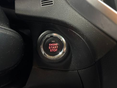 Used 2022 Subaru Ascent Touring AWD/4WD image 28