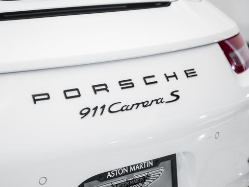 Used 2016 Porsche 911 Carrera S image 12