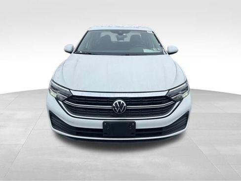 Used 2024 Volkswagen Jetta S image 2