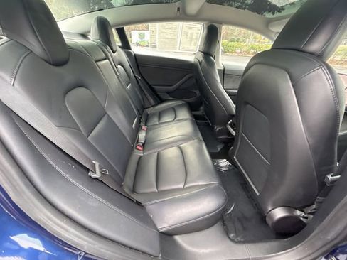 Used 2023 Tesla Model 3 Performance image 16