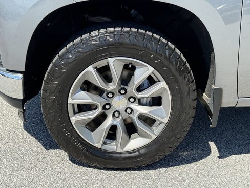 Used 2020 Chevrolet Silverado 1500 LT w/ All-Star Edition AWD/4WD image 11
