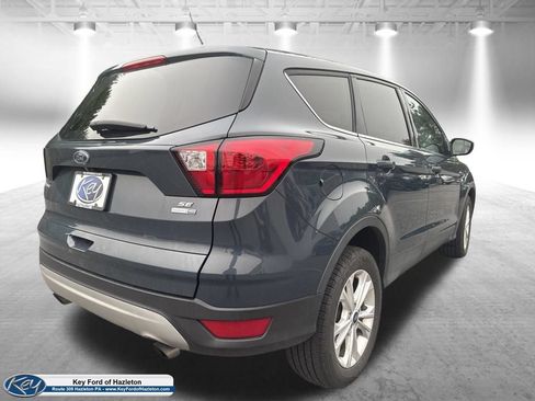 Used 2019 Ford Escape SE AWD/4WD image 8