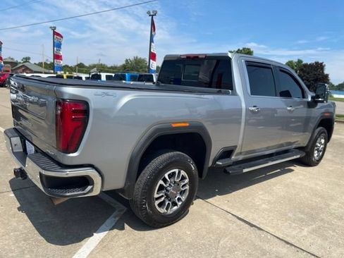 Used 2025 GMC Sierra 2500 SLT w/ SLT Convenience Package AWD/4WD image 3