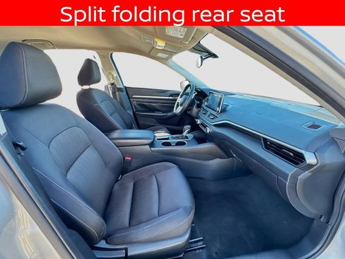 Used 2022 Nissan Altima 2.5 SV image 26