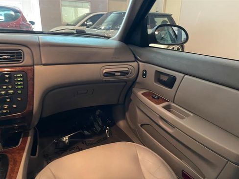 Used 2005 Mercury Sable LS FWD image 25