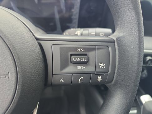 New 2026 Nissan Kicks SV w/ SV Premium Package FWD image 17