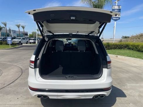 New 2026 Lincoln Aviator AWD image 27