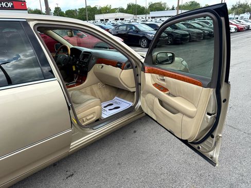 Used 2005 Lexus LS 430 image 9