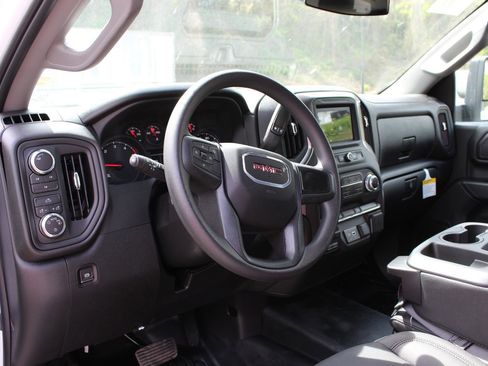 New 2026 GMC Sierra 3500 Pro w/ Convenience Package image 17