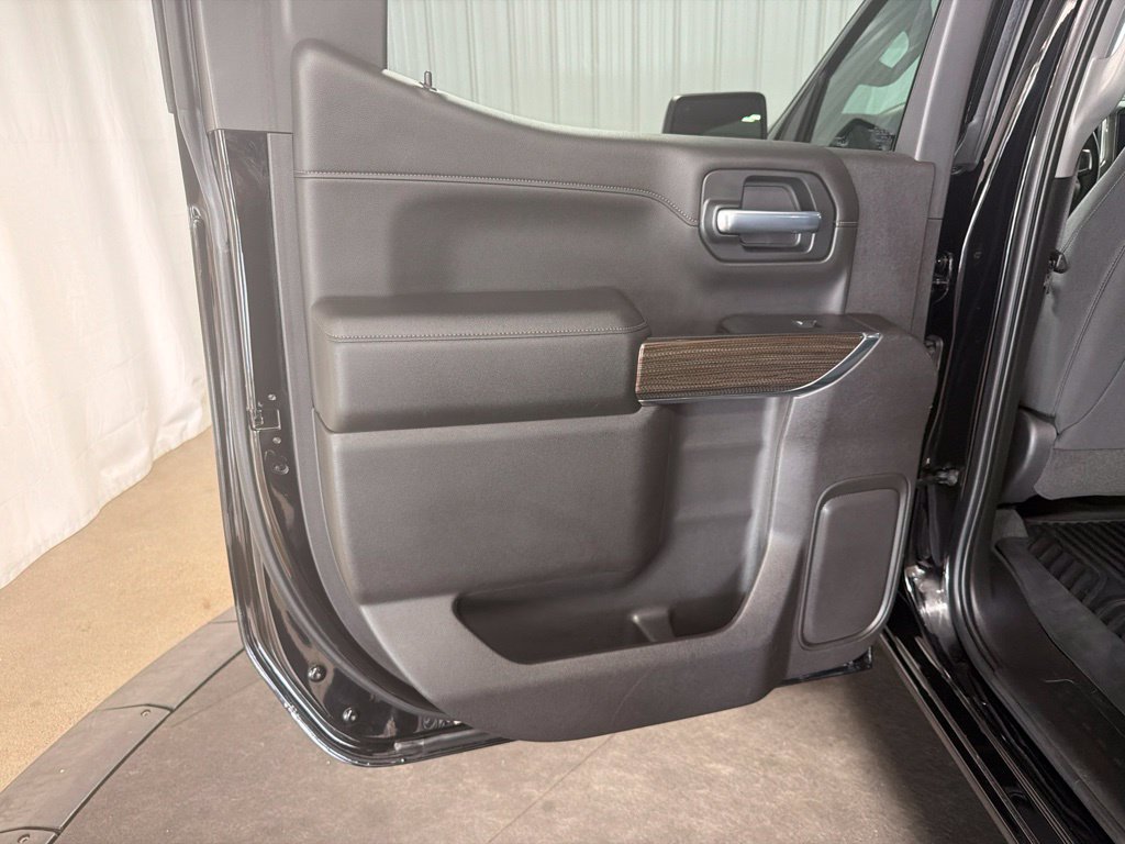 Certified 2021 Chevrolet Silverado 1500 RST w/ All Star Edition Plus AWD/4WD image 17
