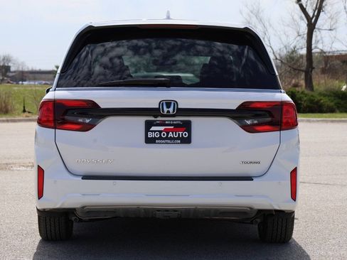 Used 2026 Honda Odyssey Touring image 10