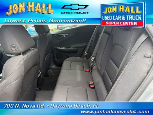 Used 2025 Chevrolet Malibu LT FWD image 24