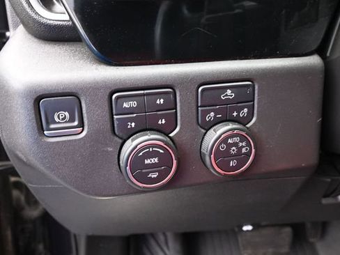 Used 2022 Chevrolet Silverado 1500 LT Trail Boss w/ Protection Package AWD/4WD image 25