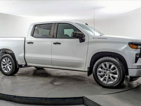 Used 2022 Chevrolet Silverado 1500 Custom RWD image 11