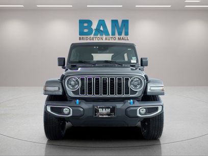 Used 2024 Jeep Wrangler Unlimited Sahara w/ Technology Group