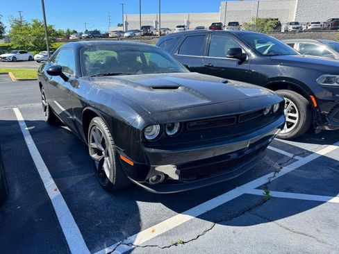 Used 2023 Dodge Challenger SXT w/ Blacktop Package RWD image 4