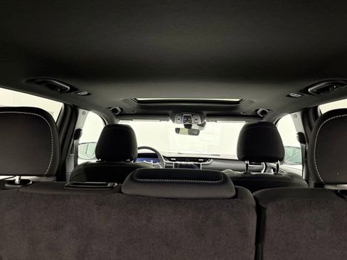 New 2025 Jeep Grand Cherokee Laredo X image 10