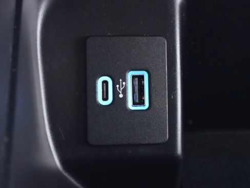 Used 2022 Ford F150 XLT w/ Equipment Group 301A Mid image 26