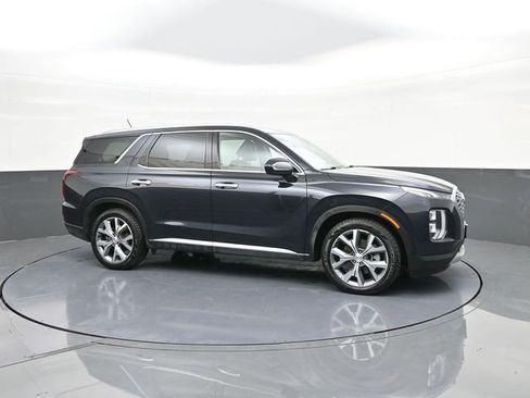 Used 2020 Hyundai Palisade SEL w/ Convenience Package FWD image 17