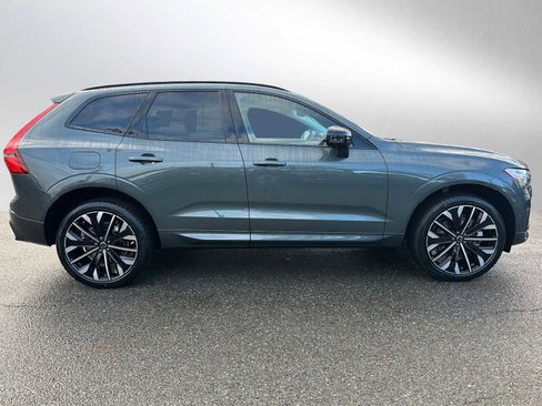 New 2026 Volvo XC60 B5 Ultra w/ Protection Package Premier image 2