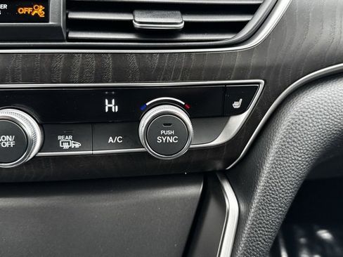 Used 2018 Honda Accord EX-L image 13