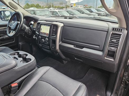 Used 2018 RAM 2500 Laramie w/ Sport Appearance Group AWD/4WD image 34